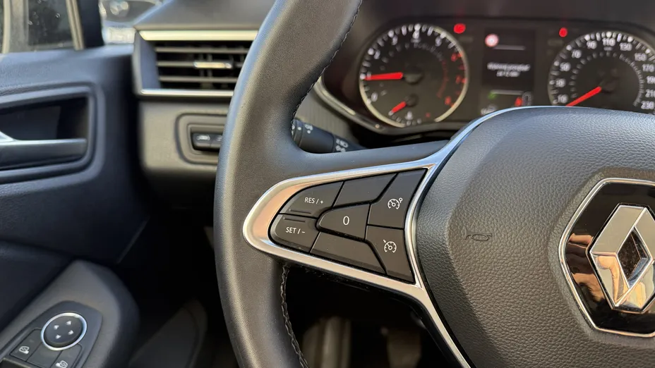 RENAULT Clio Clio 1.0 TCe Equilibre