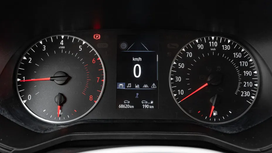 RENAULT Clio Clio 1.0 TCe Equilibre