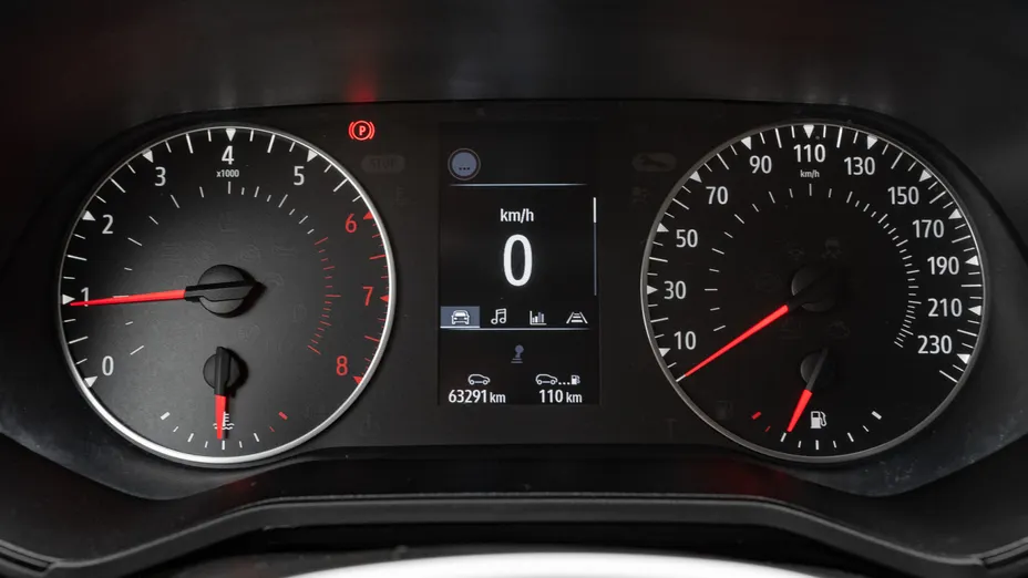 RENAULT Clio Clio 1.0 TCe Equilibre