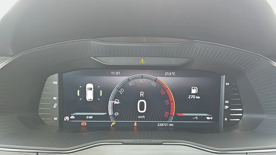 SKODA Superb Superb 2.0 TDI SCR Ambition DSG