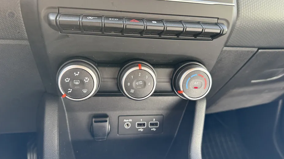 RENAULT Clio Clio 1.0 TCe Equilibre