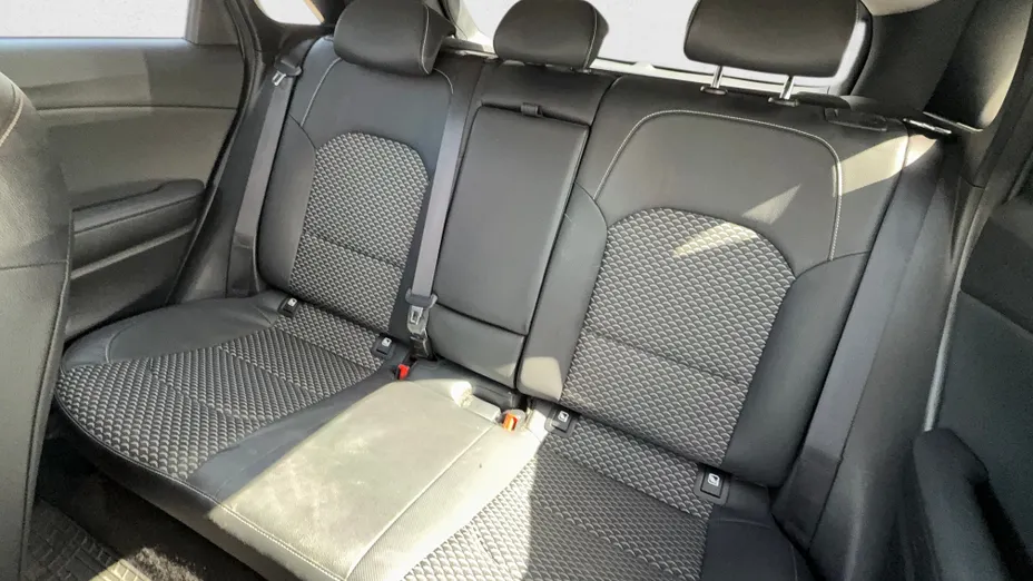 KIA Cee'd Ceed 1.0 T-GDI L