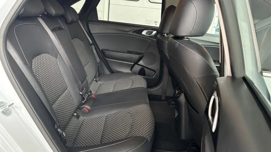 KIA Cee'd Ceed 1.0 T-GDI L