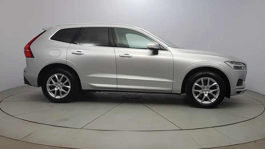 VOLVO XC60 XC60 B5 D AWD Momentum Pro aut