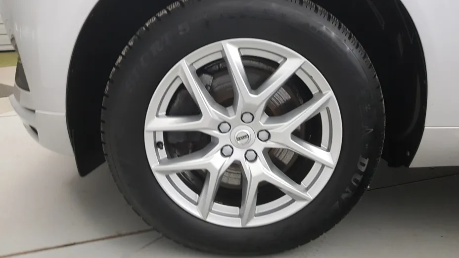 VOLVO XC60 XC60 B5 D AWD Momentum Pro aut