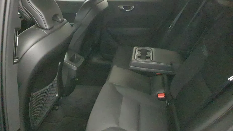 VOLVO XC60 XC60 B5 D AWD Momentum Pro aut