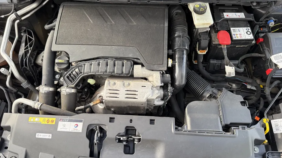 PEUGEOT 308 308 1.2 PureTech GPF Allure S&S