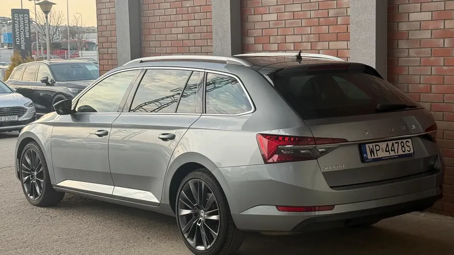 SKODA Superb Superb 2.0 TDI SCR Style DSG