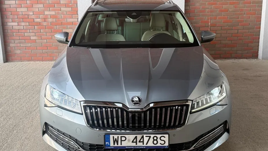 SKODA Superb Superb 2.0 TDI SCR Style DSG
