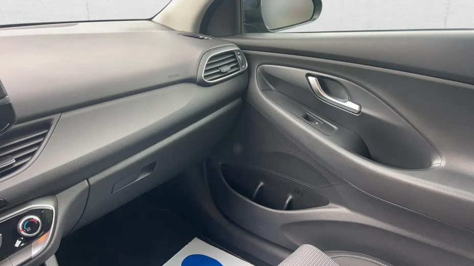 HYUNDAI i30 i30 1.0 T-GDI Classic + DCT