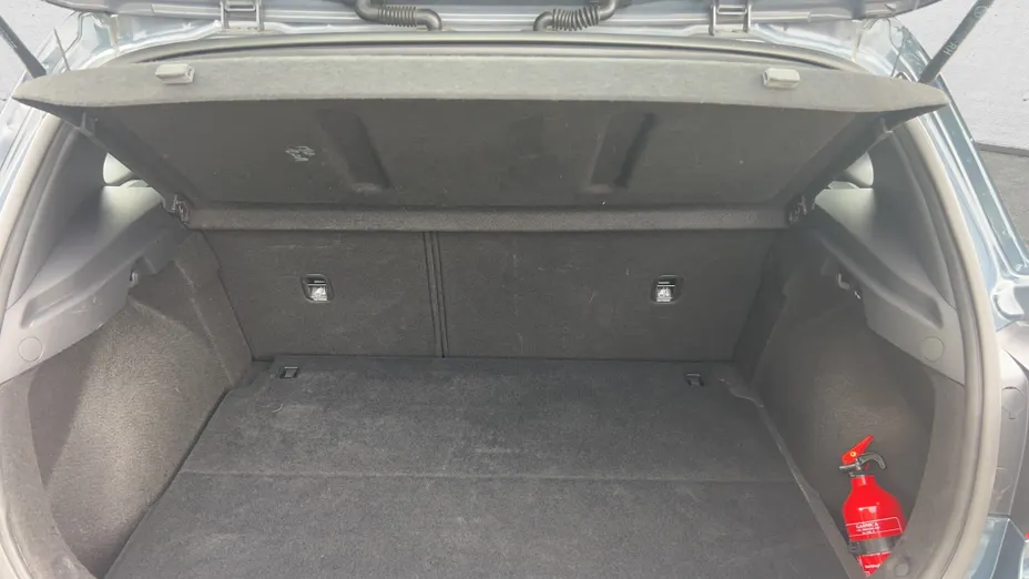 HYUNDAI i30 i30 1.0 T-GDI Classic + DCT