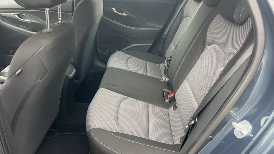 HYUNDAI i30 i30 1.0 T-GDI Classic + DCT