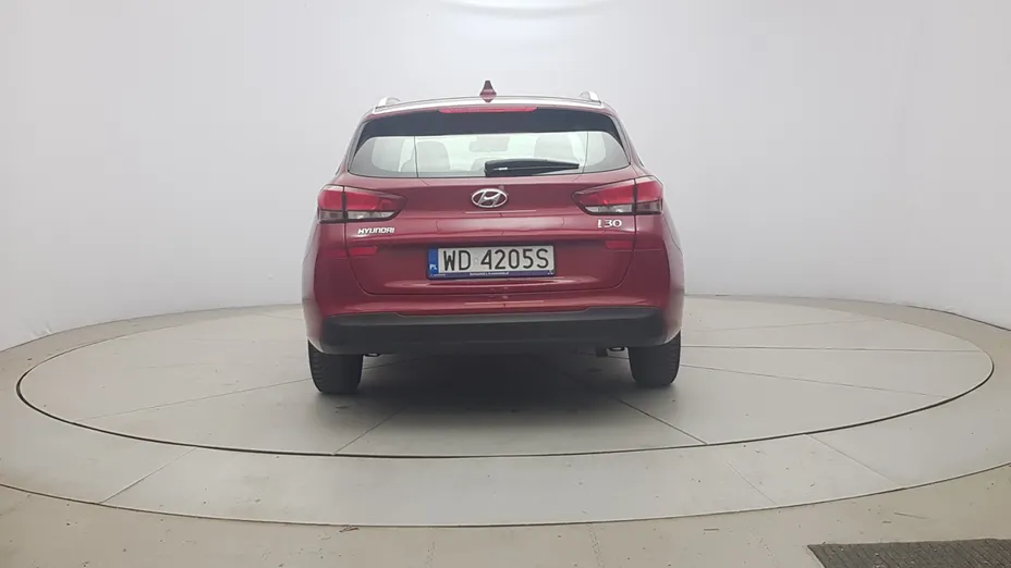 HYUNDAI i30 i30 1.5 DPI Classic +