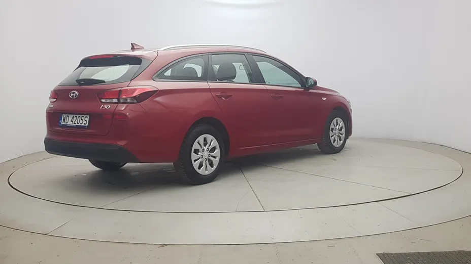 HYUNDAI i30 i30 1.5 DPI Classic +