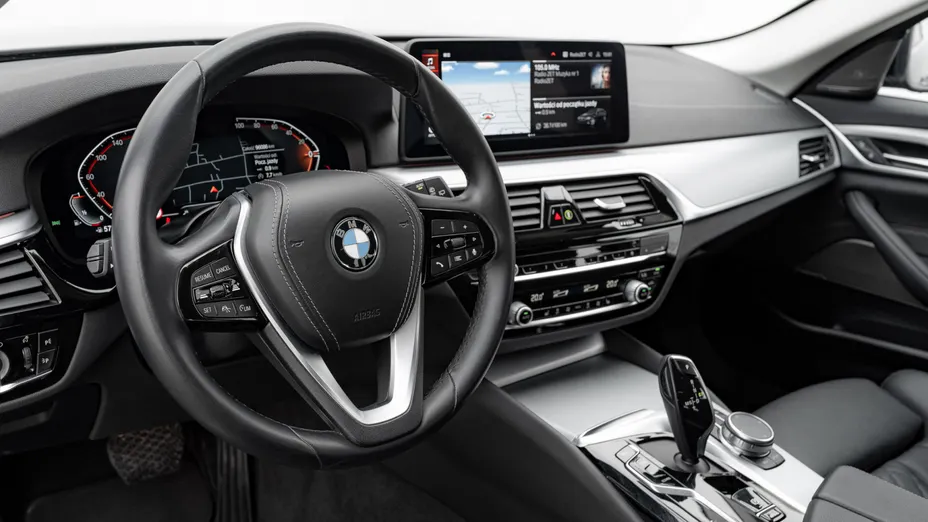 BMW Seria 5 530i xDrive mHEV aut