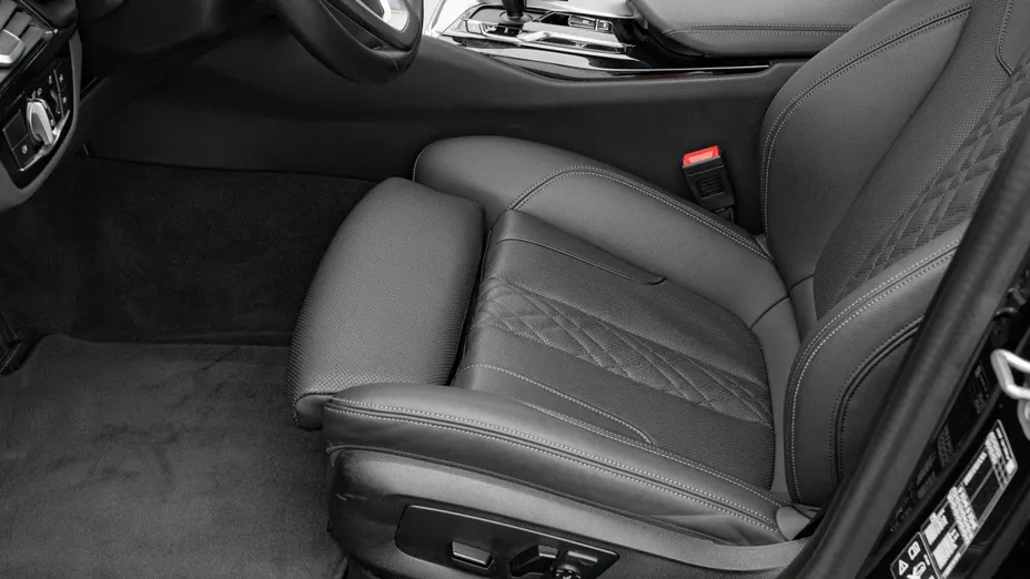 BMW Seria 5 530i xDrive mHEV aut