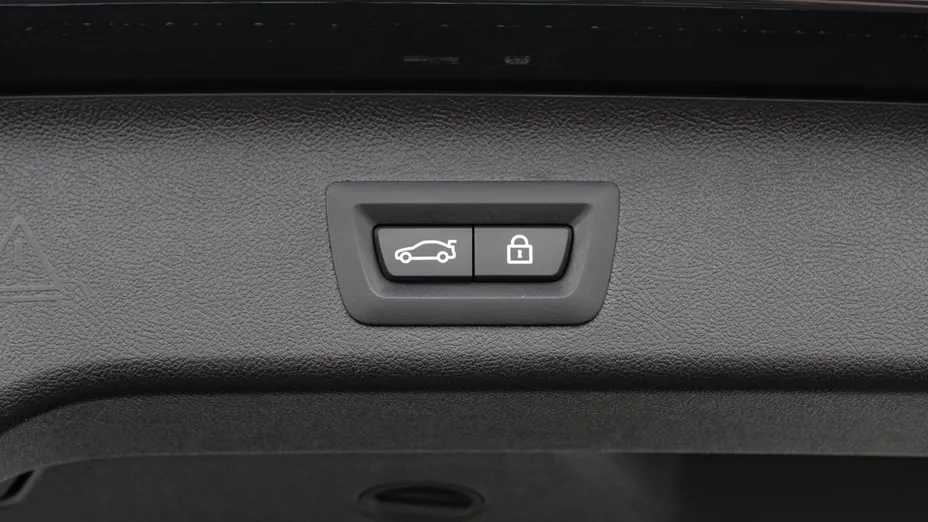 BMW Seria 5 530i xDrive mHEV aut