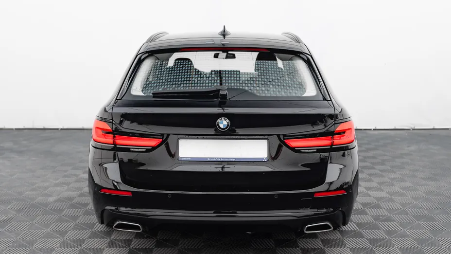 BMW Seria 5 530i xDrive mHEV aut