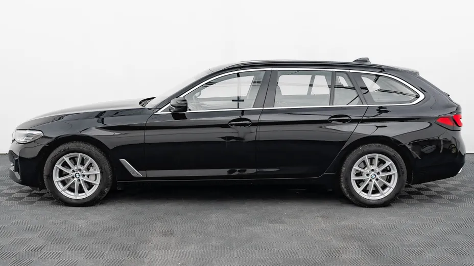 BMW Seria 5 530i xDrive mHEV aut
