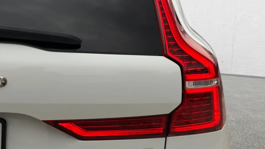 VOLVO XC60 XC60 B5 D AWD Momentum Pro aut