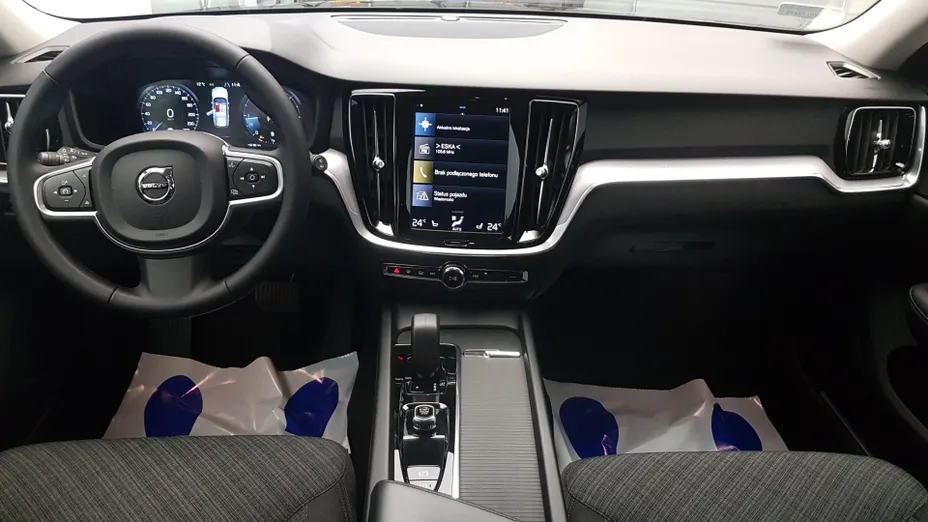 VOLVO V60 V60 B4 D Momentum Pro aut