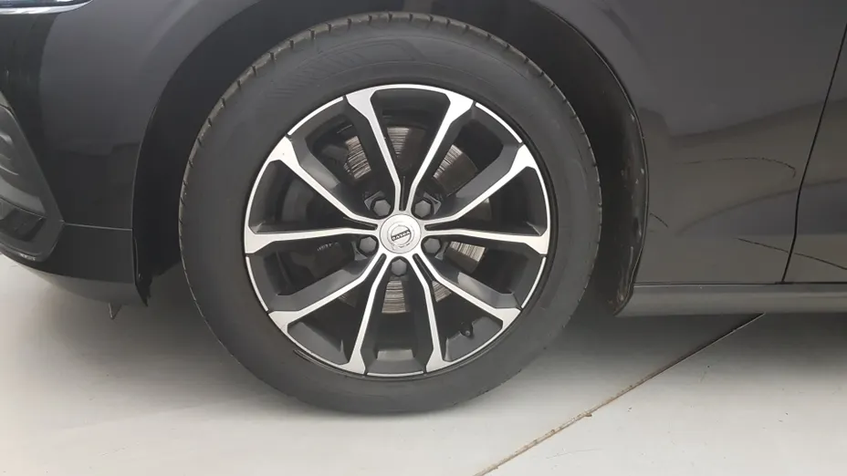 VOLVO V60 V60 B4 D Momentum Pro aut