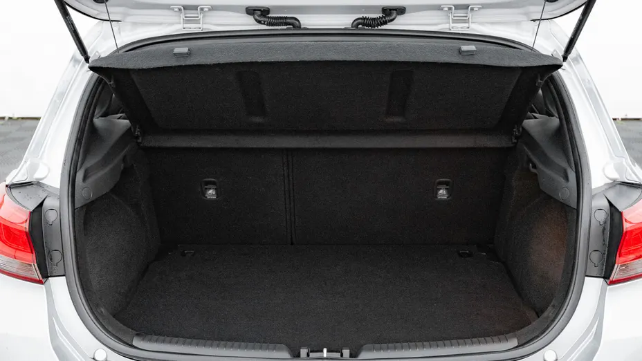 HYUNDAI i30 i30 1.5 DPI Classic +