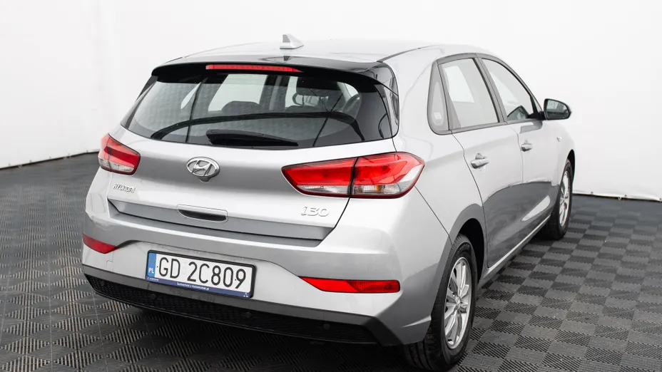 HYUNDAI i30 i30 1.5 DPI Classic +