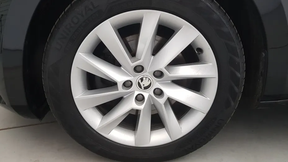 SKODA Superb Superb 2.0 TDI SCR Ambition DSG