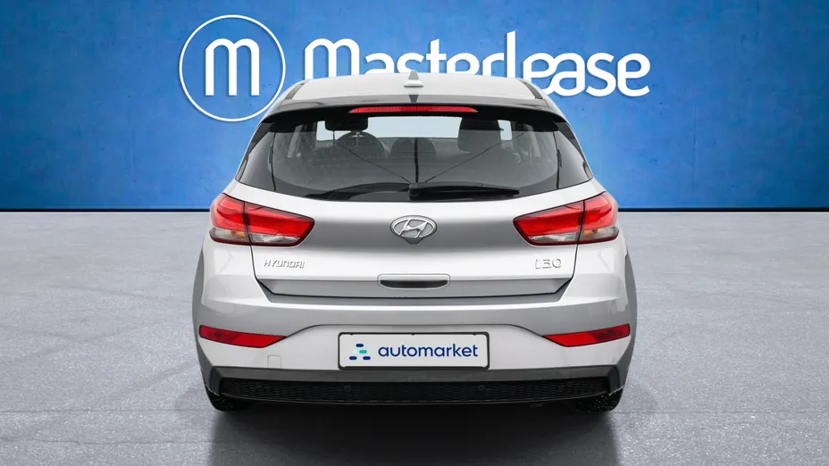 HYUNDAI i30 i30 1.5 DPI Classic +