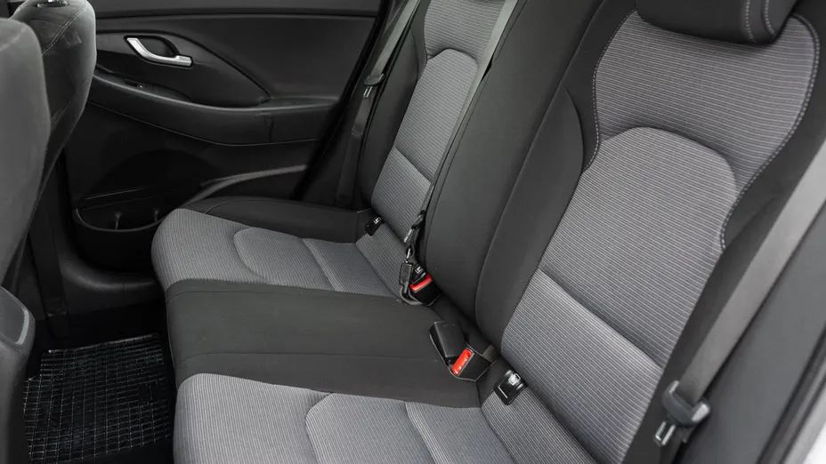 HYUNDAI i30 i30 1.5 DPI Classic +