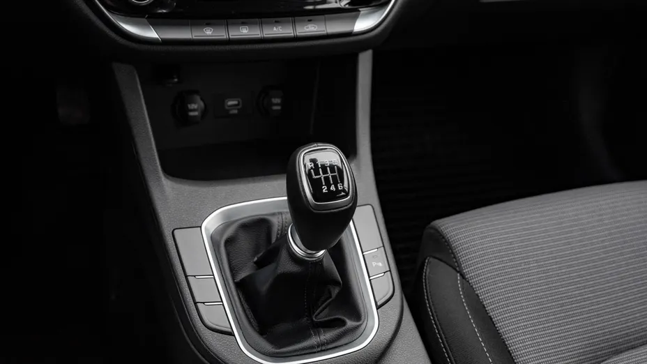 HYUNDAI i30 i30 1.5 DPI Classic +