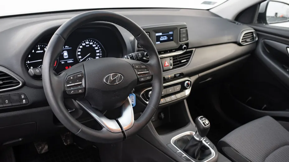 HYUNDAI i30 i30 1.5 DPI Classic +