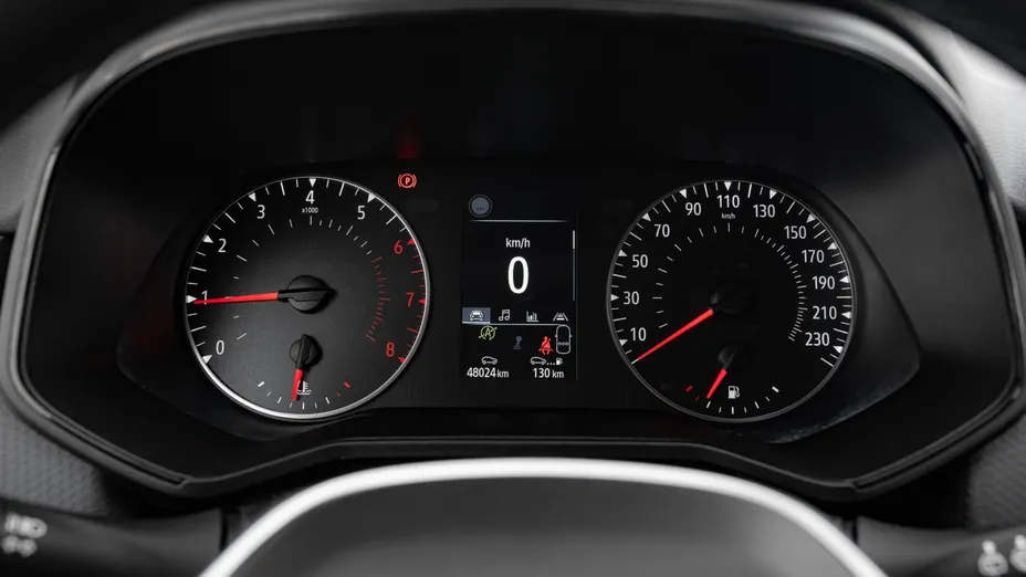 RENAULT Clio Clio 1.0 TCe Equilibre