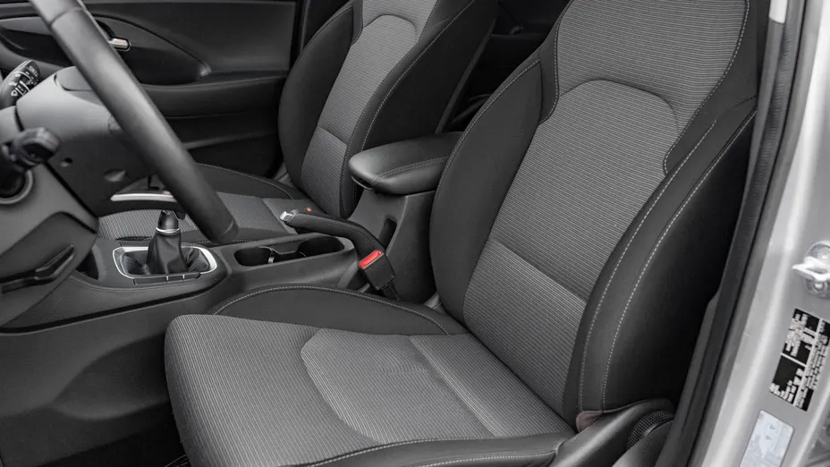 HYUNDAI i30 i30 1.5 DPI Classic +