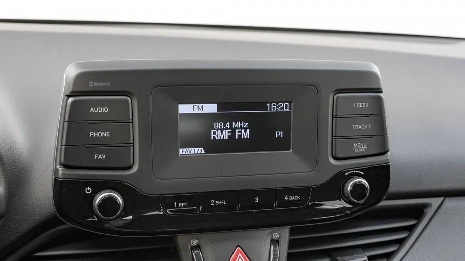 HYUNDAI i30 i30 1.5 DPI Classic +