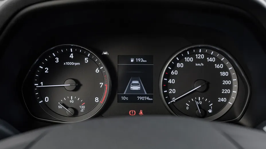 HYUNDAI i30 i30 1.5 DPI Classic +