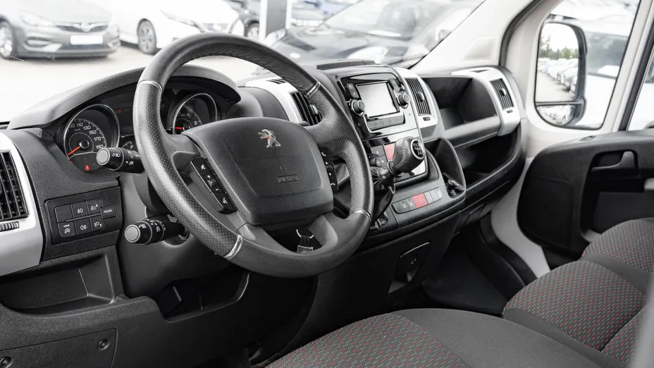 PEUGEOT Boxer Boxer 435 BlueHDi L3 Premium