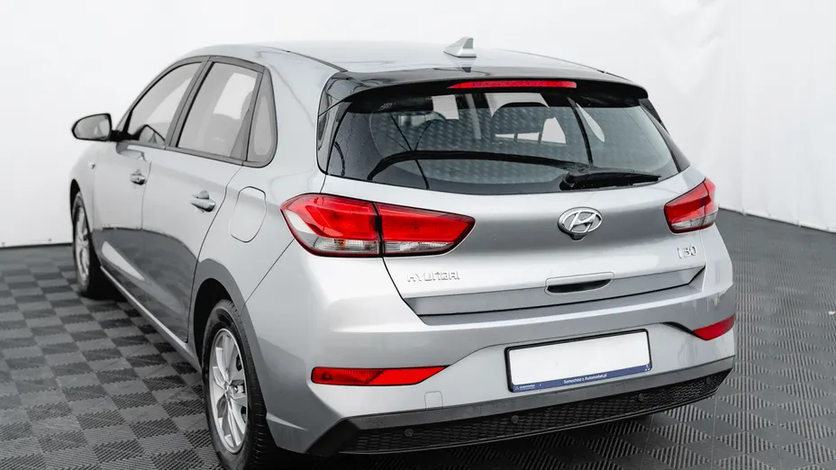 HYUNDAI i30 i30 1.5 DPI Classic +