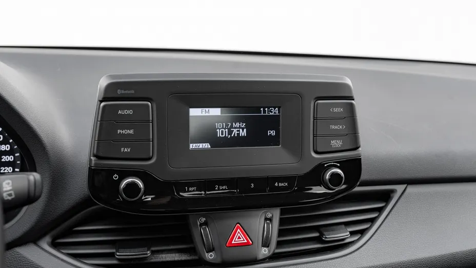 HYUNDAI i30 i30 1.5 DPI Classic +