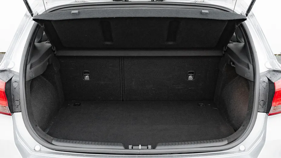 HYUNDAI i30 i30 1.5 DPI Classic +