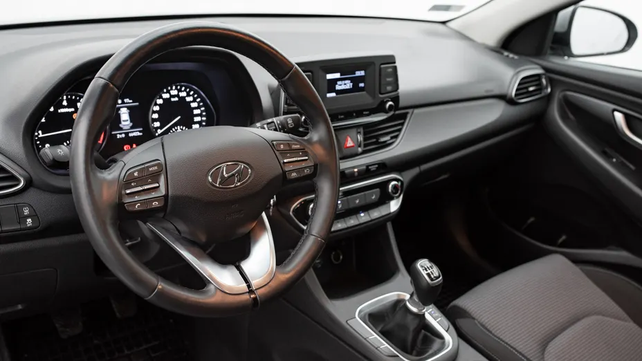 HYUNDAI i30 i30 1.5 DPI Classic +