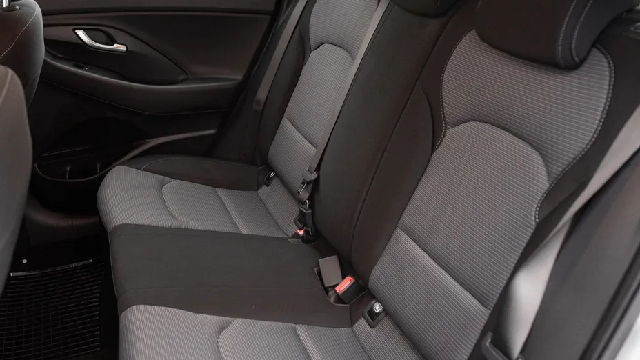 HYUNDAI i30 i30 1.5 DPI Classic +