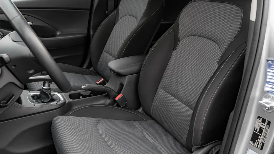 HYUNDAI i30 i30 1.5 DPI Classic +