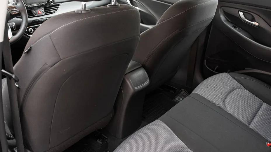 HYUNDAI i30 i30 1.5 DPI Classic +