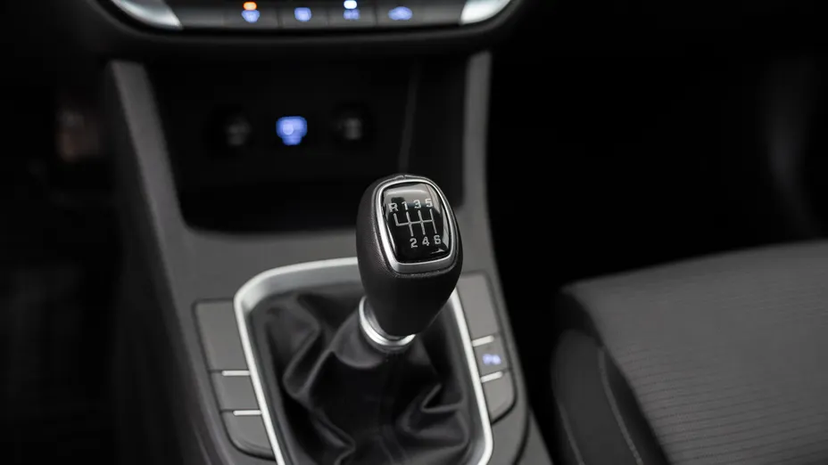 HYUNDAI i30 i30 1.5 DPI Classic +