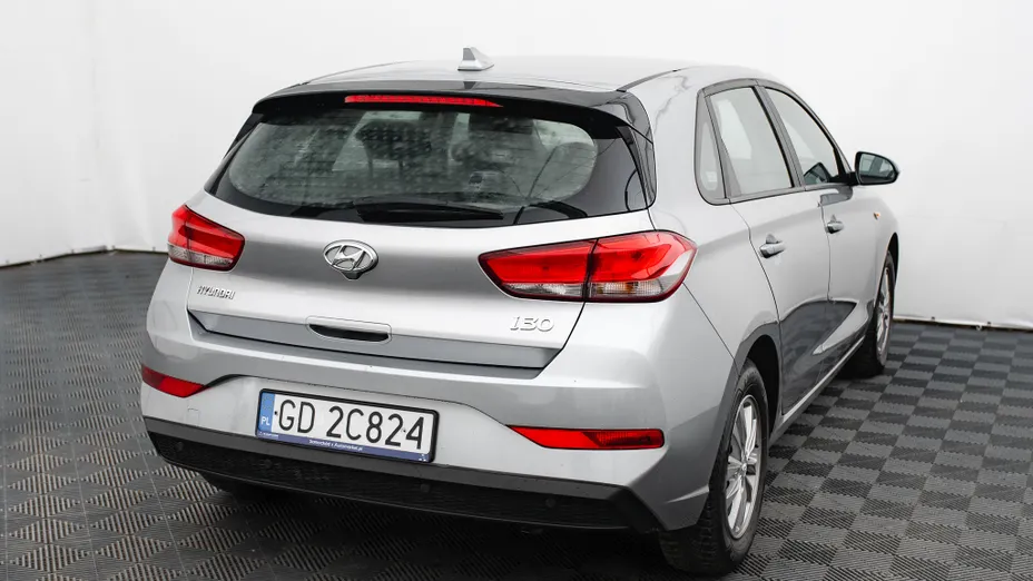 HYUNDAI i30 i30 1.5 DPI Classic +