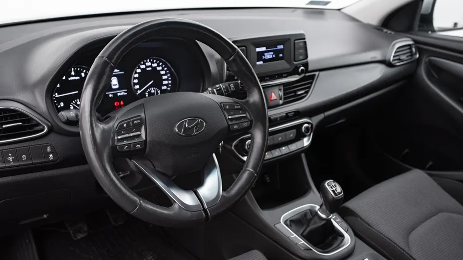 HYUNDAI i30 i30 1.5 DPI Classic +