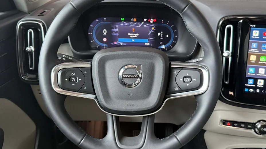 VOLVO XC40 XC40 B4 AWD Plus Bright aut