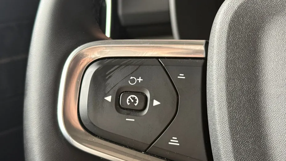 VOLVO XC40 XC40 B4 AWD Plus Bright aut